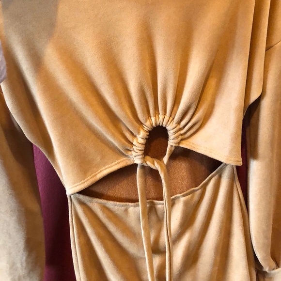 Ivory Rose ASOS Mustard Yellow Velvet Dress - Picture 2 of 5